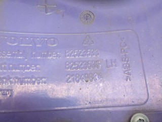 Дефлектор (обтекатель) кабины левый, ориг. номер 82523533, Volvo FL 2013-2026