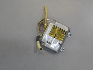 Блок управления подушками безопасности Toyota Sienna 2003-2006