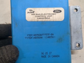 Блок управления подушками безопасности, ориг. номер LNA2278AA, Jaguar XJ 1994-1997