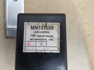 Блок управления светом, ориг. номер MN107599, Mitsubishi L200 1996-2005