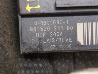 Блок управления вентиляторами, ориг. номер 9652021180, Citroen C3 2009-2013