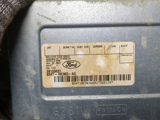 Блок управления радиоприемником, ориг. номер 8S4T18C963AG, Ford Mustang 2004-2009