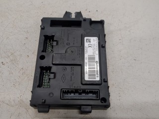 Блок управления бортовой сети (Body Control Module), ориг. номер 284B14049R, Dacia Sandero 2012-2016