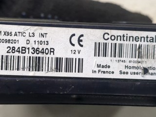 Блок управления бортовой сети (Body Control Module), ориг. номер 284B13640R, S180098201, Renault Scenic 2009-2012