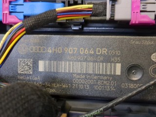Блок управления бортовой сети (Body Control Module), ориг. номер 4H0907064DR, Audi A6 2011-2014