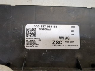 Блок управления бортовой сети (Body Control Module), ориг. номер 5Q0937087BB, Volkswagen Jetta 7 2018-2022