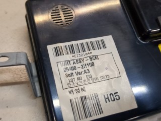 Блок управления бортовой сети (Body Control Module), ориг. номер 954002H100, Hyundai Elantra 2003-2010