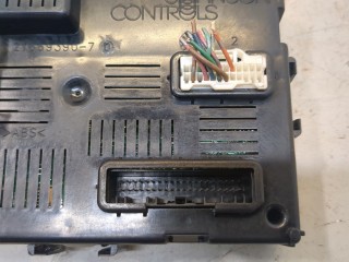 Блок управления бортовой сети (Body Control Module), ориг. номер 284B2EM03B, Nissan Note E11 2008-2013