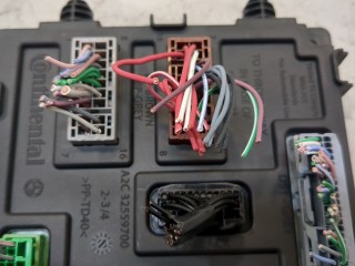Блок управления бортовой сети (Body Control Module), ориг. номер 284B13506R, Renault Megane 2016-2020