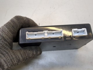 Блок управления бортовой сети (Body Control Module), ориг. номер 954001J813, Hyundai i20 2008-2012