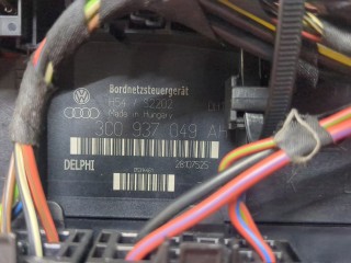 Блок управления бортовой сети (Body Control Module), ориг. номер 3C0937049AH, Volkswagen Passat 2005-2010