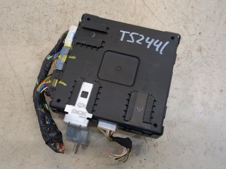 Блок управления бортовой сети (Body Control Module), ориг. номер 95400D7350, Hyundai Tucson 3 2015-2018