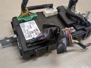 Блок управления бортовой сети (Body Control Module), ориг. номер 284B11V48D, Nissan Murano 2011-2015