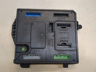 Блок управления бортовой сети (Body Control Module) Renault Megane 2006-2009