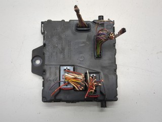 Блок управления бортовой сети (Body Control Module), ориг. номер 284B18927R, Renault Master 2010-2014