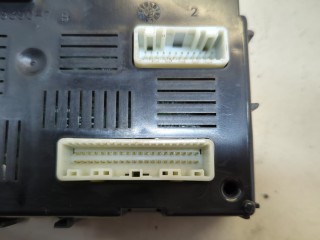 Блок управления бортовой сети (Body Control Module), ориг. номер 284B2AX600, Nissan Micra K12E 2003-2005