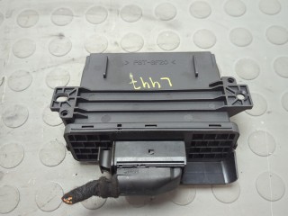 Блок управления бортовой сети (Body Control Module), ориг. номер 4F0907280D, Audi Q7 2009-2015