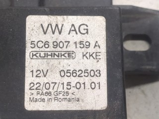 Блок управления топливным насосом, ориг. номер 5C6907159A, Volkswagen Jetta 2014-2019