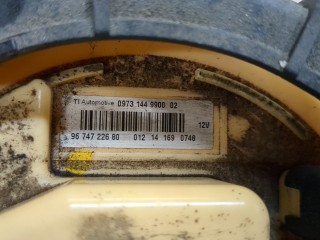 Датчик уровня топлива, ориг. номер 9674722680, Citroen C4 Picasso 2013-2016
