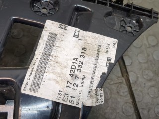 Кронштейн бампера правый задний, ориг. номер 7332318, BMW X1 2015-2019