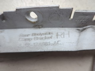 Кронштейн бампера правый задний, ориг. номер BJ3217A881AC, Land Rover Range Rover Evoque 2011-2015