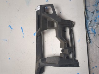 Кронштейн бампера правый передний, Volkswagen Golf 6 2008-2012