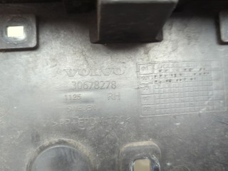 Кронштейн бампера правый задний, ориг. номер 30678278, Volvo XC90 2002-2006