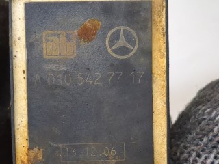 Датчик подвески левый задний, ориг. номер A0105427717, Mercedes CLS 2004-2008