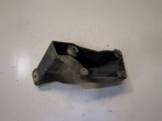 Кронштейн КПП левый передний, ориг. номер 8D0199305A, Volkswagen Passat 2000-2005