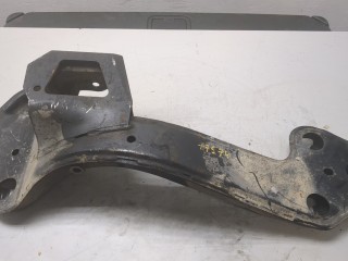 Кронштейн КПП BMW X5 E53 1999-2003