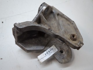 Кронштейн КПП, ориг. номер 8200502700, Renault Megane 2006-2009