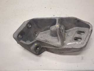 Кронштейн КПП левый, ориг. номер 95AB6031AA, Ford Escort 1995-2002