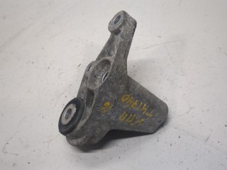 Кронштейн КПП Ford Focus 2004-2008