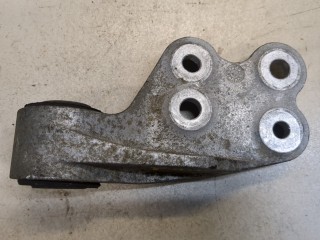 Кронштейн КПП, ориг. номер 123640T070, Toyota Corolla E210 2018-2022