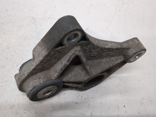 Кронштейн КПП, ориг. номер 1306901, Ford Focus 2004-2008