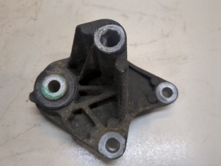 Кронштейн КПП, ориг. номер 1251120020, Lexus RX 1997-2003