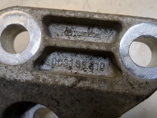Кронштейн КПП, ориг. номер CC3139910, Mazda 5 2002-2009
