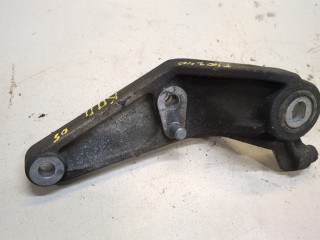 Кронштейн КПП, ориг. номер 633374681, Opel Corsa 2011-2014