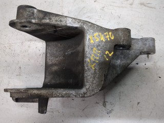 Кронштейн КПП Opel Astra 2006-2014