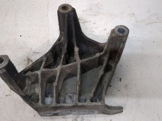 Кронштейн КПП, ориг. номер 13248506, Opel Astra 2006-2014
