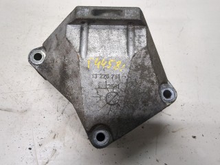 Кронштейн КПП, ориг. номер 13226751, Opel Meriva 2010-2014