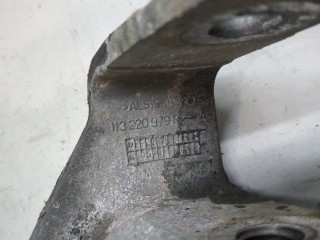 Кронштейн КПП левый, ориг. номер 113320979R, Renault Megane 2016-2020