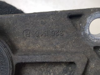 Кронштейн КПП, ориг. номер 24459803, Ford Focus 2004-2008