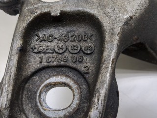 Кронштейн КПП, ориг. номер 8E0399253SAB, Audi A4 2000-2006