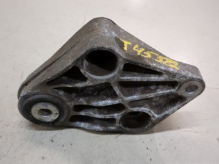 Кронштейн КПП, ориг. номер AV616P093NA, 1684926, Ford Focus 2011-2015