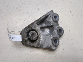 Кронштейн КПП, ориг. номер D10G39010, Mazda CX-3 2015-2018