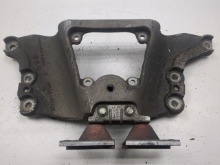 Кронштейн КПП Audi A6 2004-2008