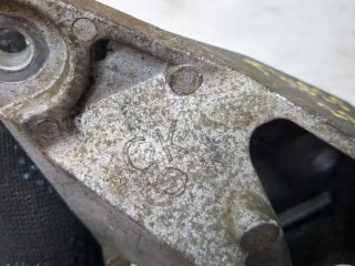 Кронштейн двигателя, ориг. номер 113321KB0A, Nissan Juke 2010-2014