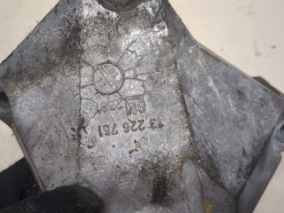 Кронштейн двигателя, ориг. номер 13226751, Opel Meriva 2010-2014