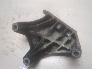 Кронштейн двигателя, ориг. номер 13248506, 684138, Opel Astra 2006-2014